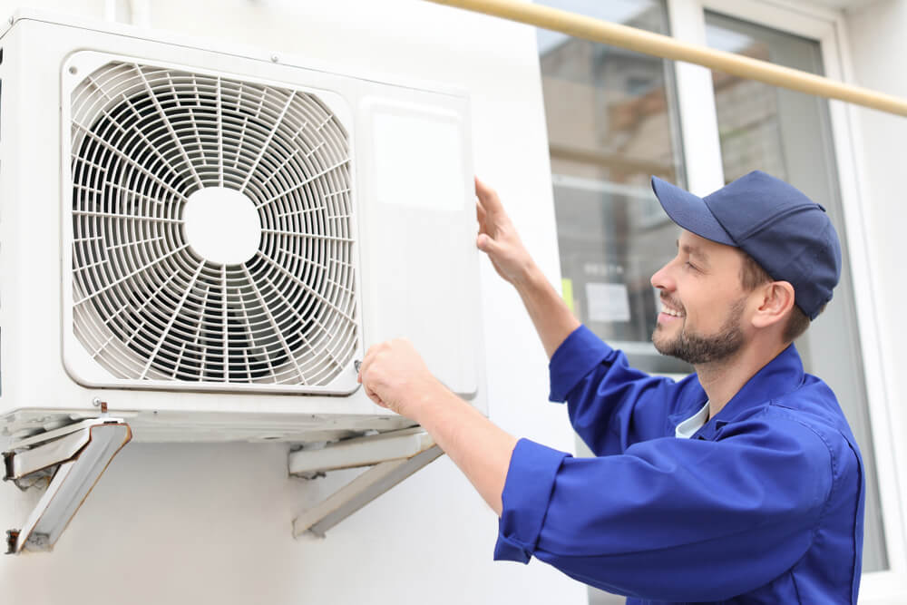 Air conditioner AC installation service in Dubai Sharjah Ajman. Amal Technical Service
